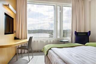 Отель Solo Sokos Hotel Paviljonki Йювяскюля Двухместный номер с 2 отдельными кроватями-5